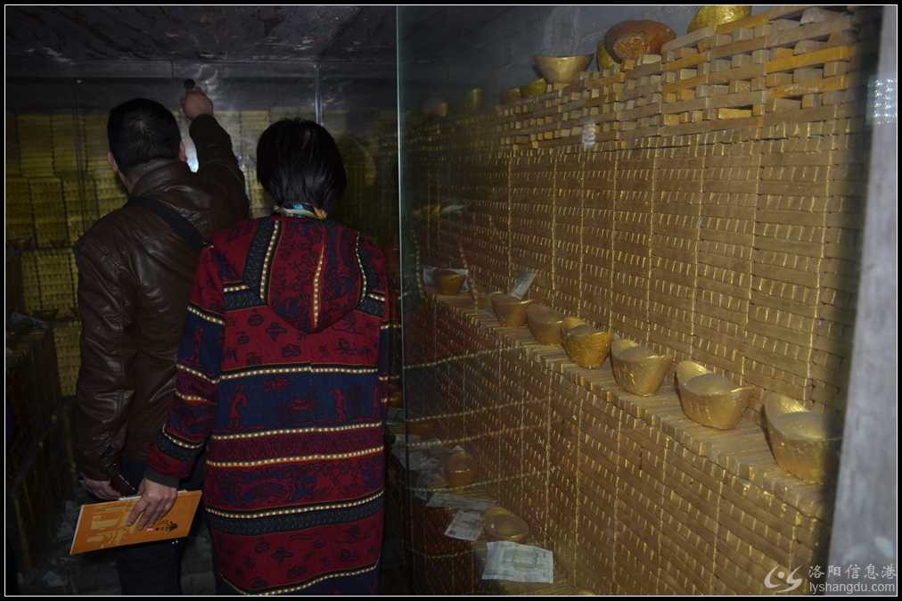 2017.11.9.巩义康百万庄园 偃月古镇 石窟寺.踩线 057.jpg