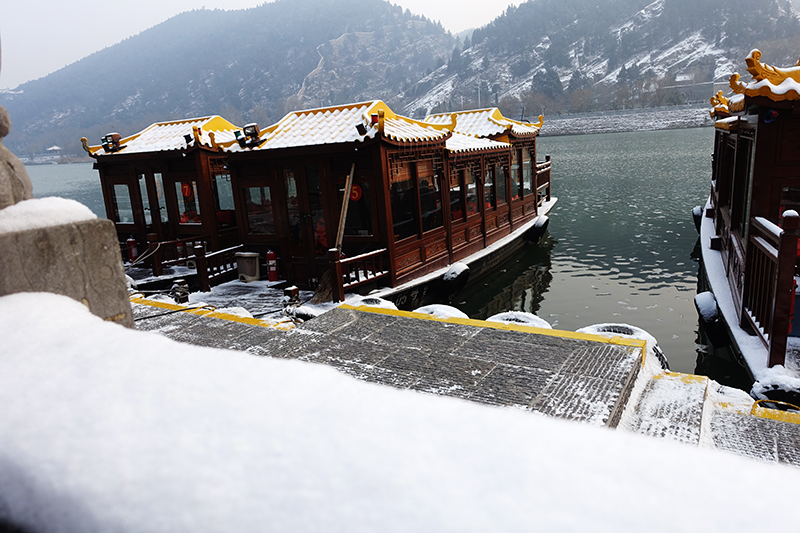 龙门雪景图片