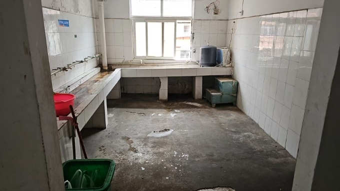 出租涧西区景华路12号街坊内公寓，面积4332.35㎡，共6层楼