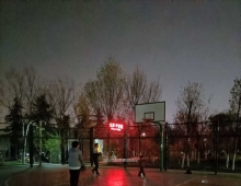 建议给洛龙区安乐原师范学院西边的乒乓球和练球场安装照明灯能使人们晚上活动